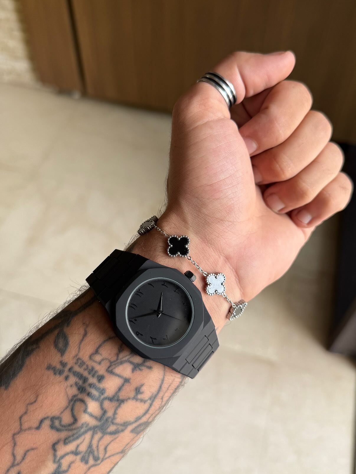 Aura Black - 41mm